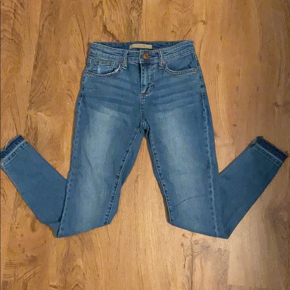 Joe’s Jeans - Picture 2 of 4